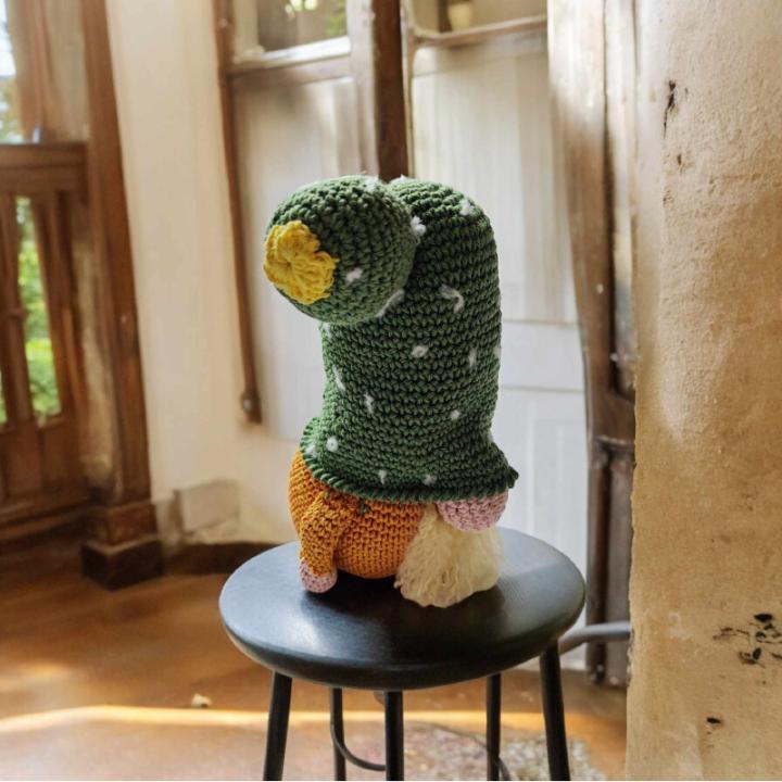 Gnome crochet fait main modèle 4