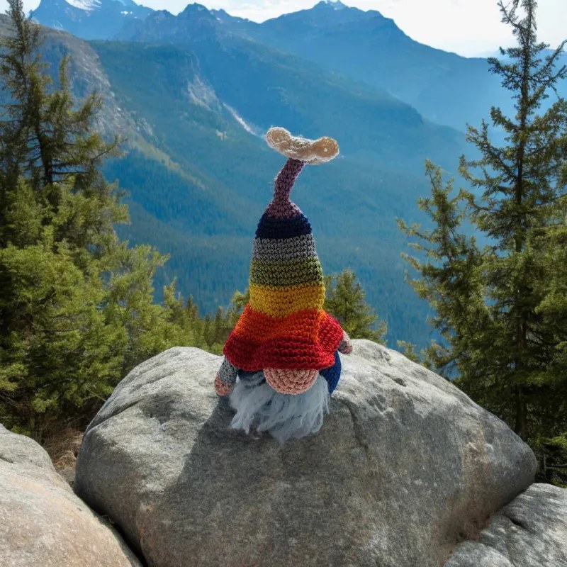 Gnome crochet fait main modèle 8