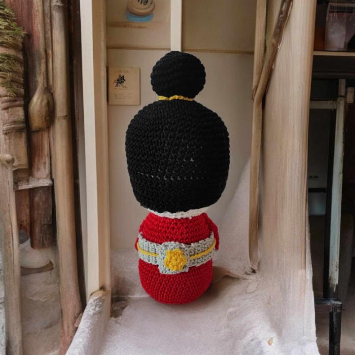 Kokeshi crochet fait main figurine japonaise artisanale