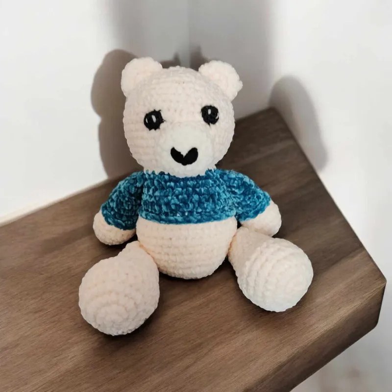 Ourson crochet fait main modèle 1