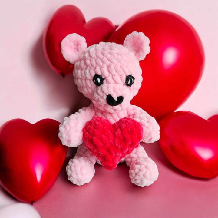 Ourson cœur crochet fait main modèle 3