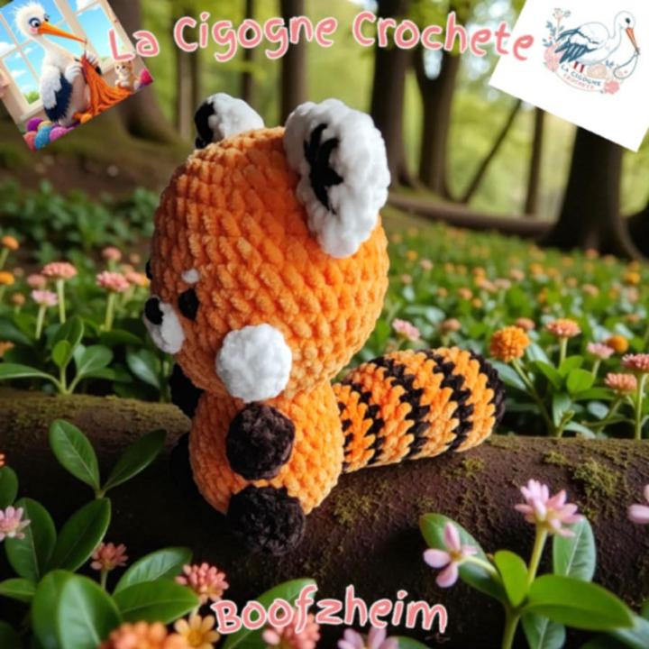 Panda roux crochet fait main peluche artisanale
