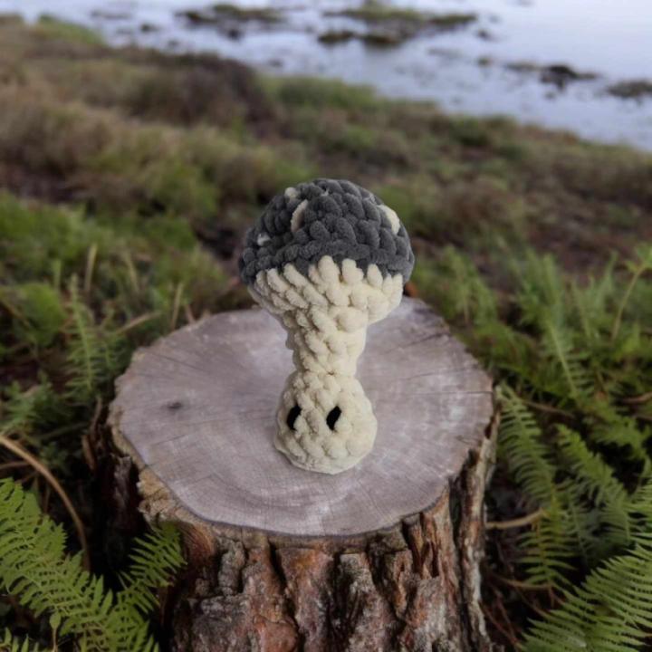 Mushie champignon crochet fait main modèle 11