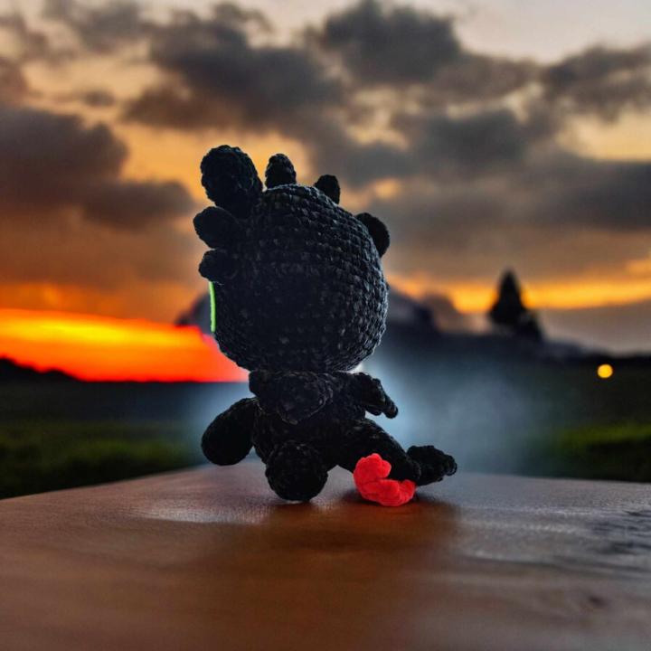 Petit dragon crochet fait main modèle 1