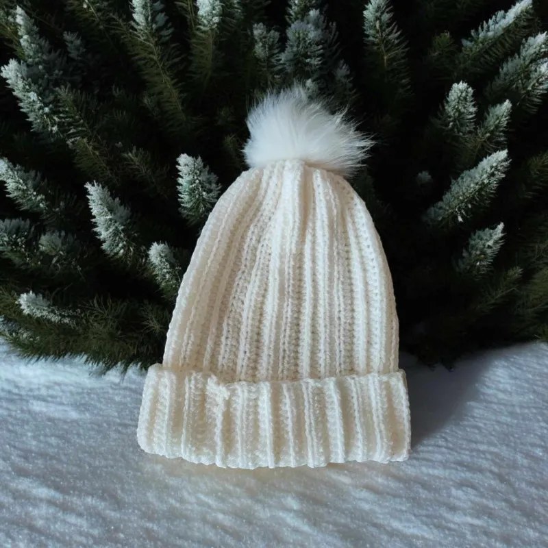 Bonnet adulte crochet fait main modele 5