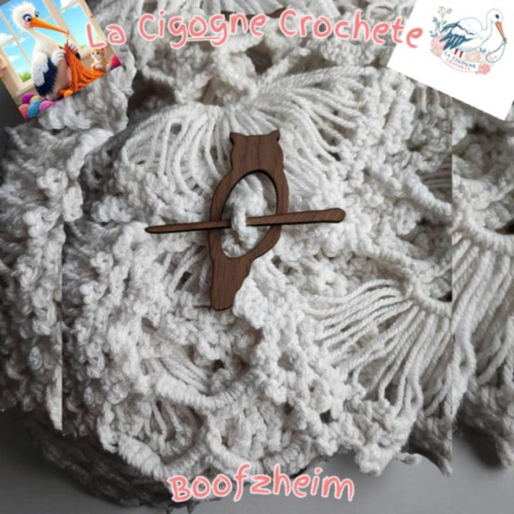 Broche chouette pour chale en bois