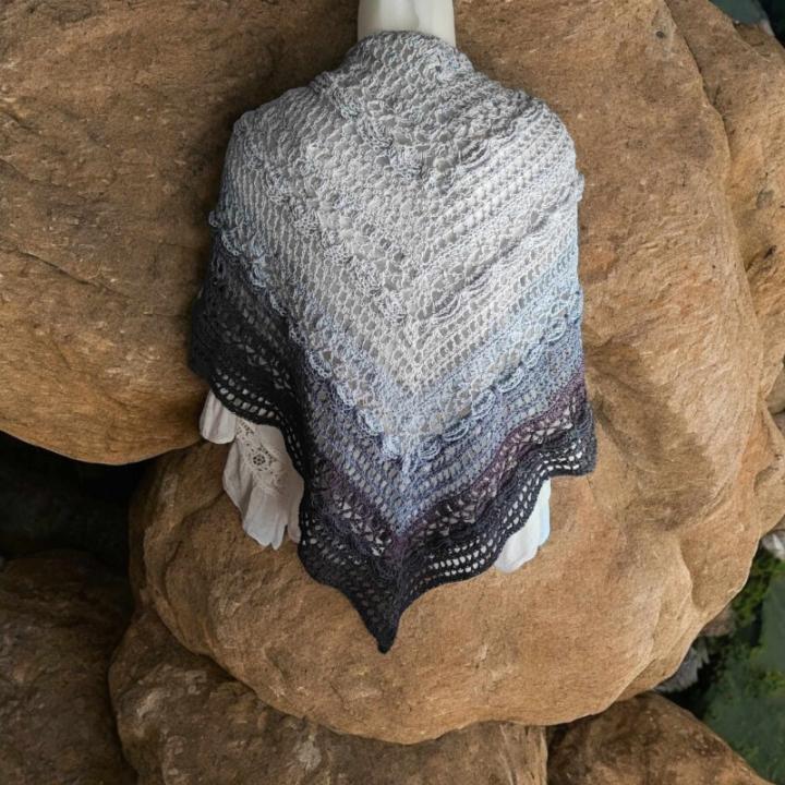 Chale crochet fait main modele 5
