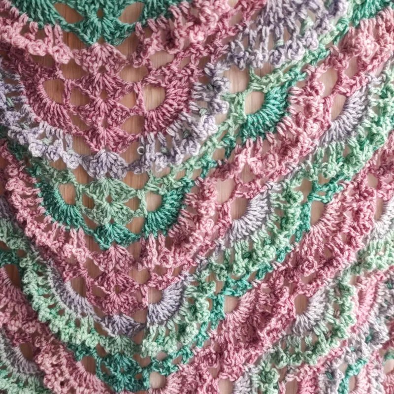 Chale crochet fait main modele 10