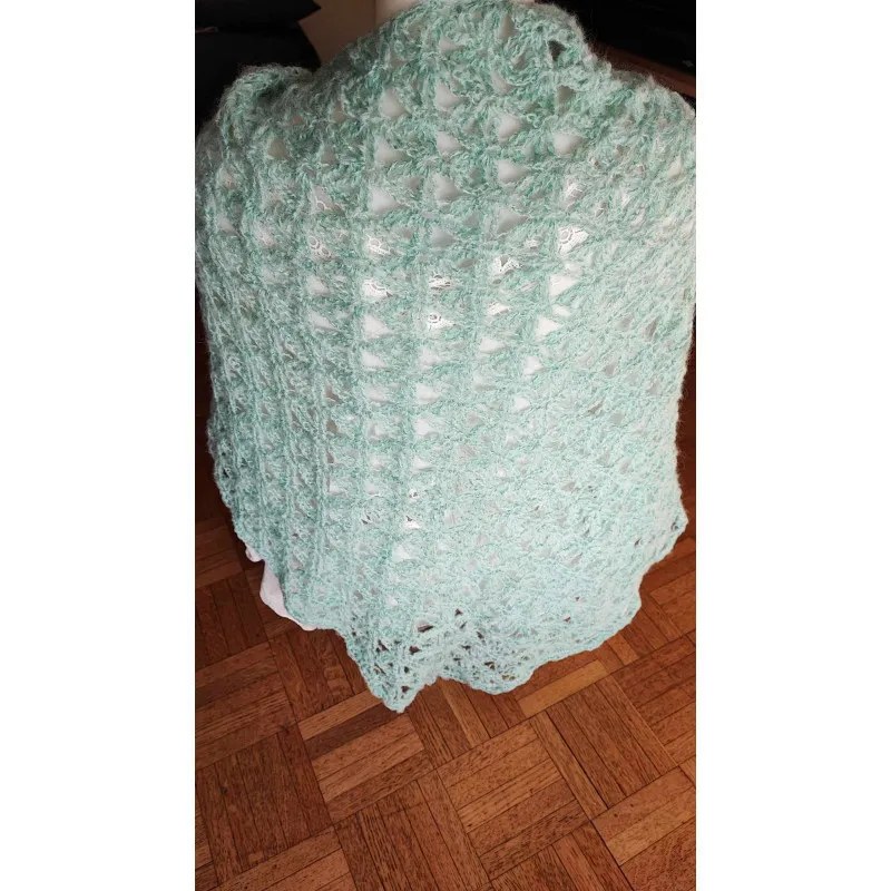 Chale crochet fait main modele 11