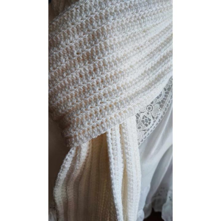 Écharpe crochet fait main modèle 5