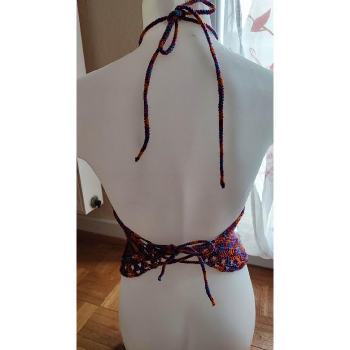 Haut crochet fait main modèle 2