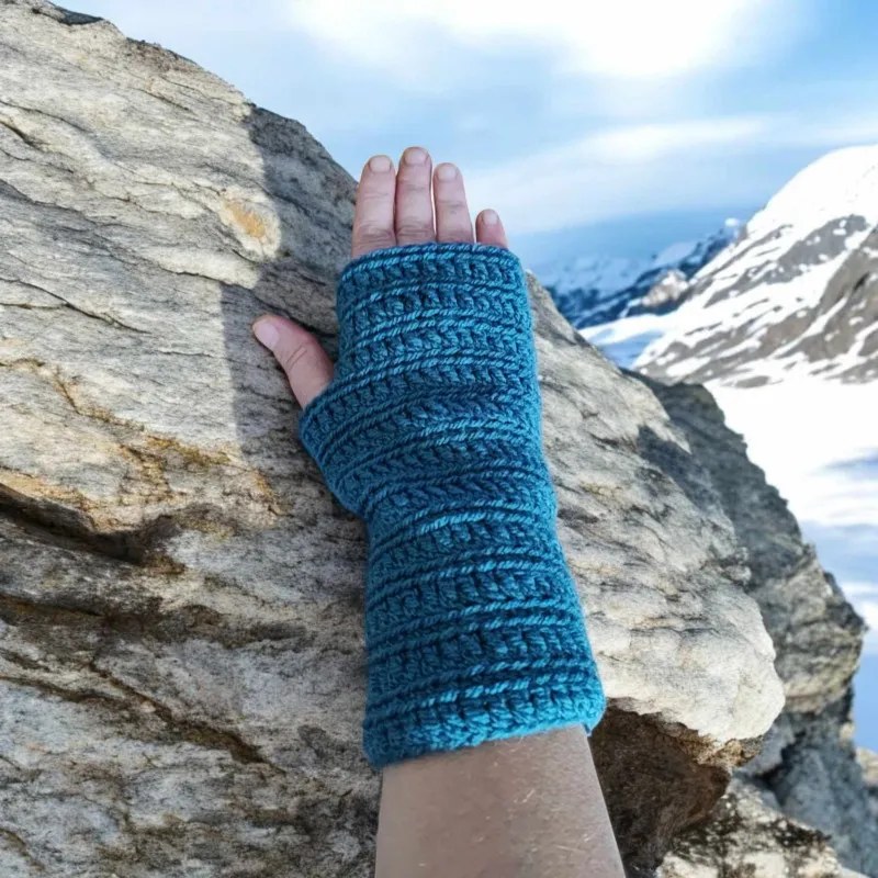 Mitaines modèle 5 crochet fait main signature