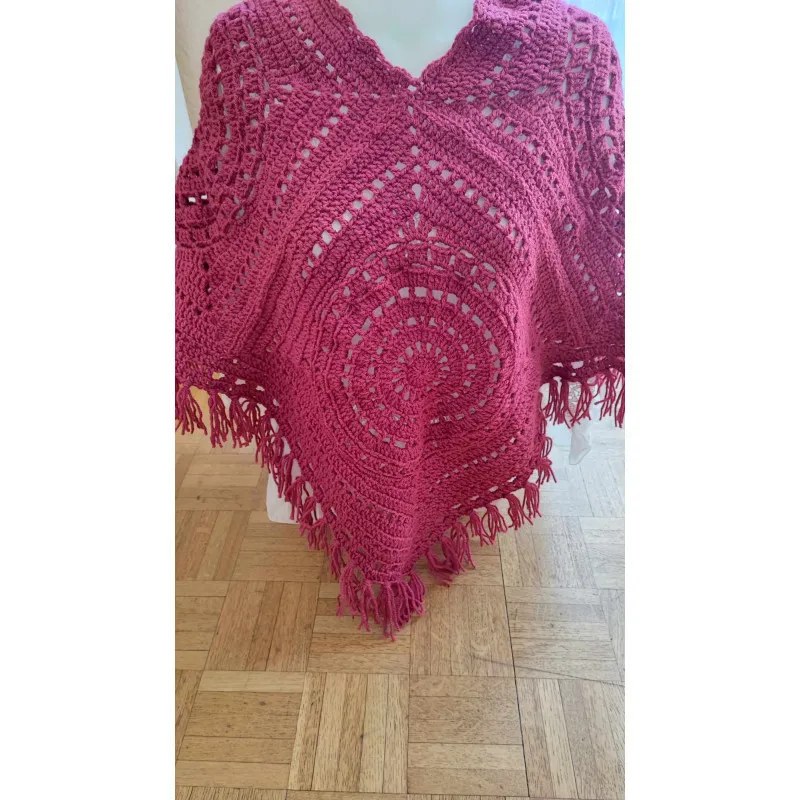 Poncho crochet fait main modèle 2