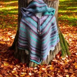 Poncho au Crochet Modele 3 | Vetement Artisanal Chaud Fait Main | La Cigogne Crochete