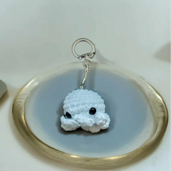 Porte clés mini poulpe crochet fait main modèle 1