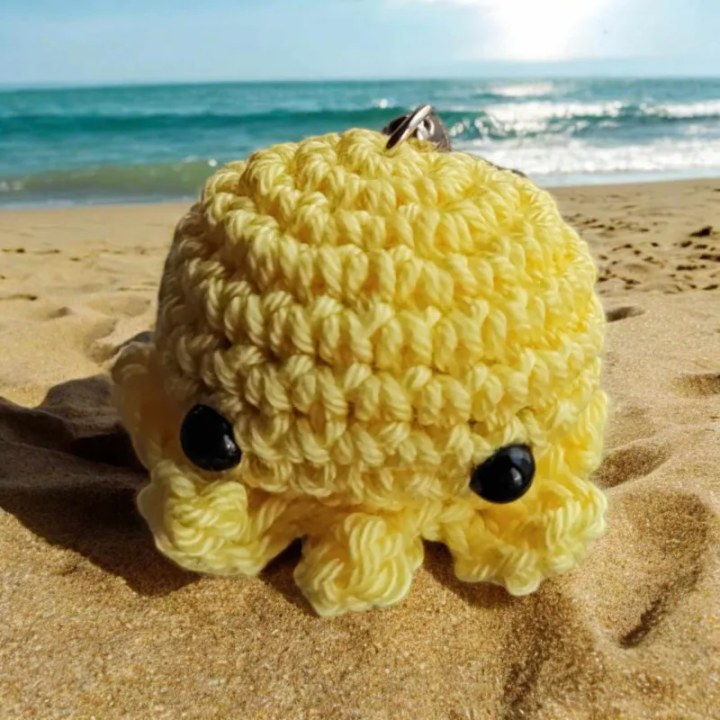 Porte clés mini poulpe crochet fait main modèle 7