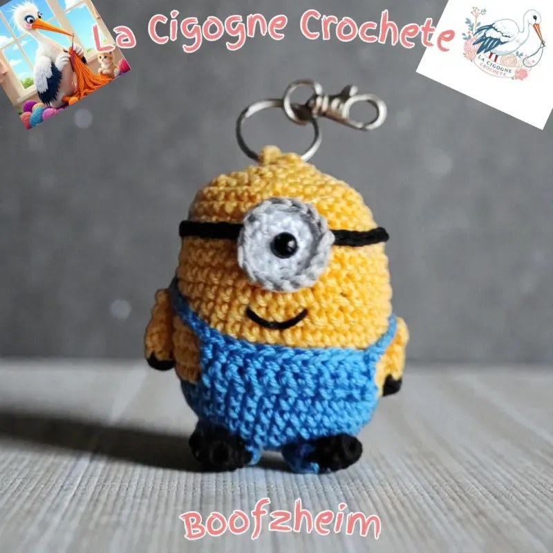 Porte clés personnage crochet fait main modèle 14