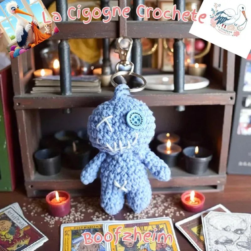 Porte clés poupée vaudou crochet fait main modèle 5