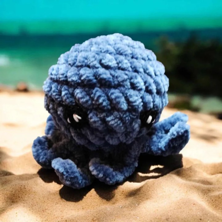 Poulpe modèle 12 crochet fait main peluche artisanale