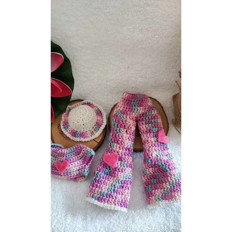 Vêtements Barbie modèle 1 crochet fait main