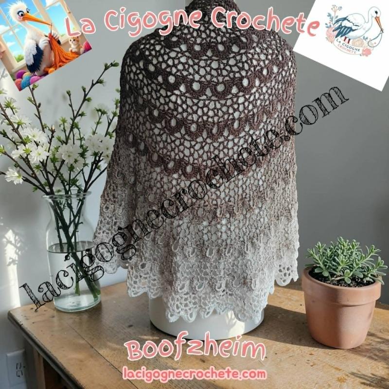 châle crochet modèle 14 fait main vêtement artisanal élégant