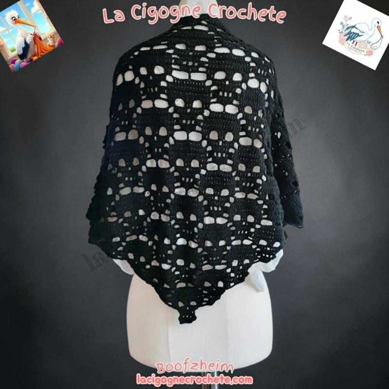 châle crochet modèle 13 tête de mort fait main