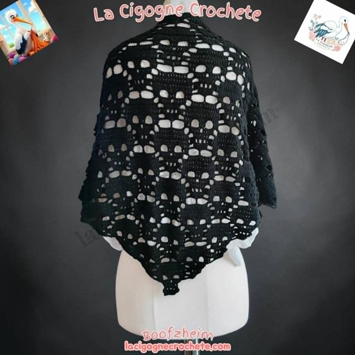 châle crochet modèle 13 tête de mort fait main
