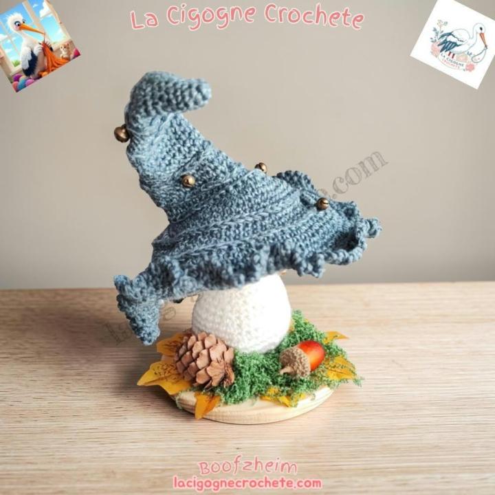 Champignon magique crochet modèle 10 socle automnal mousse pomme de pin et gland