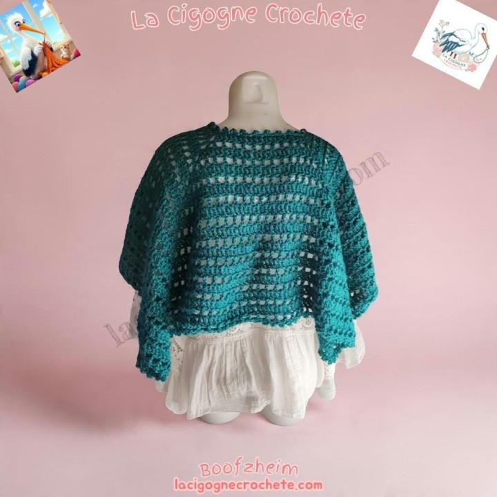Cape chauffe-épaules crochet bleu canard vue de dos modèle 3