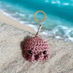 Porte clés mini poulpe crochet fait main modèle 3