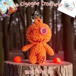 Porte clés poupée vaudou crochet fait main modèle 8