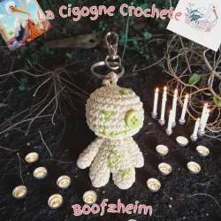 Porte clés poupée vaudou crochet fait main modèle 4